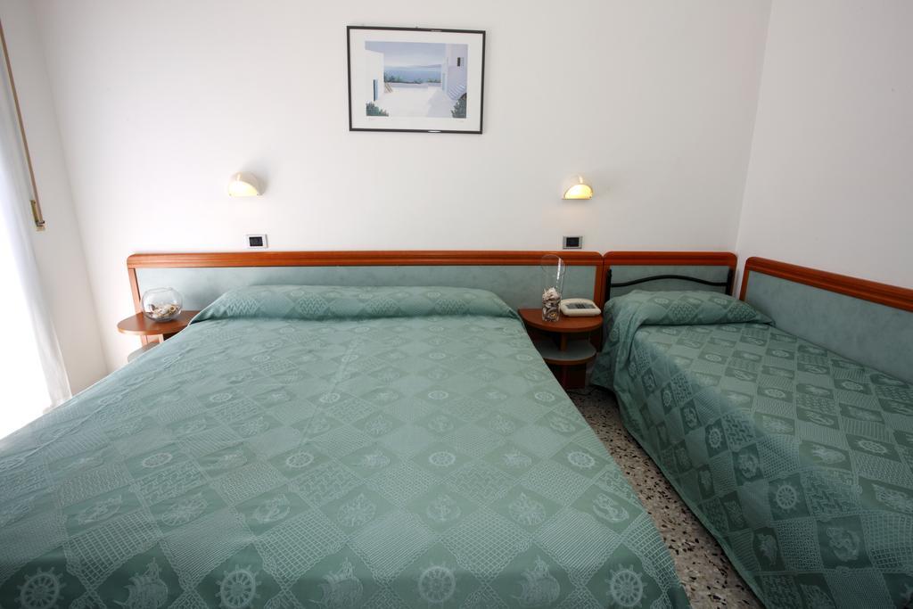Hotel Vannini 里米尼 客房 照片
