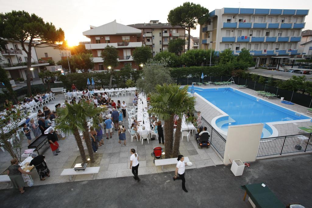 Hotel Vannini 里米尼 外观 照片